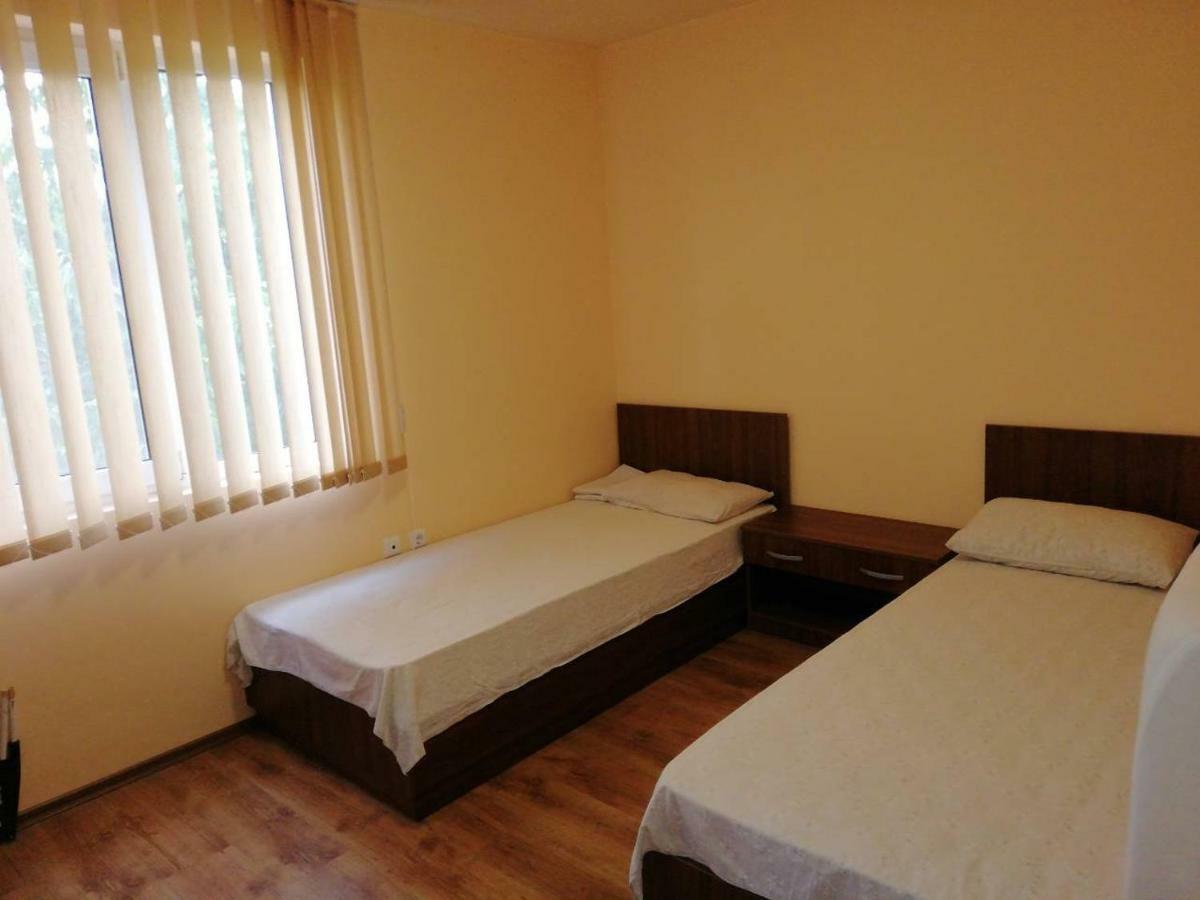 Vila Dva 3 Golden Sands Bagian luar foto